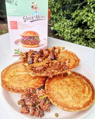 The Jack Man Smoky BBQ Jackfruit 350 grams